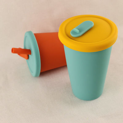 فنجان قهوه سیلیکونی تاشو مسافرتی کمپ 350 میلی لیتری با درب حصیری