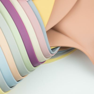پیش‌بند سیلیکونی شخصی‌شده نرم بدون BPA، پیش‌بند غذاخوری سیلیکونی ضد آب