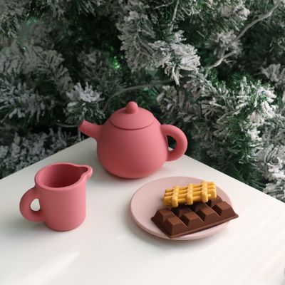 آخرین اسباب بازی های بچه ها BPA رایگان مواد غذایی درجه 17pcs مجموعه سیلیکون فنجان قاشق ساحل دسر چایخوری کیت اسباب بازی